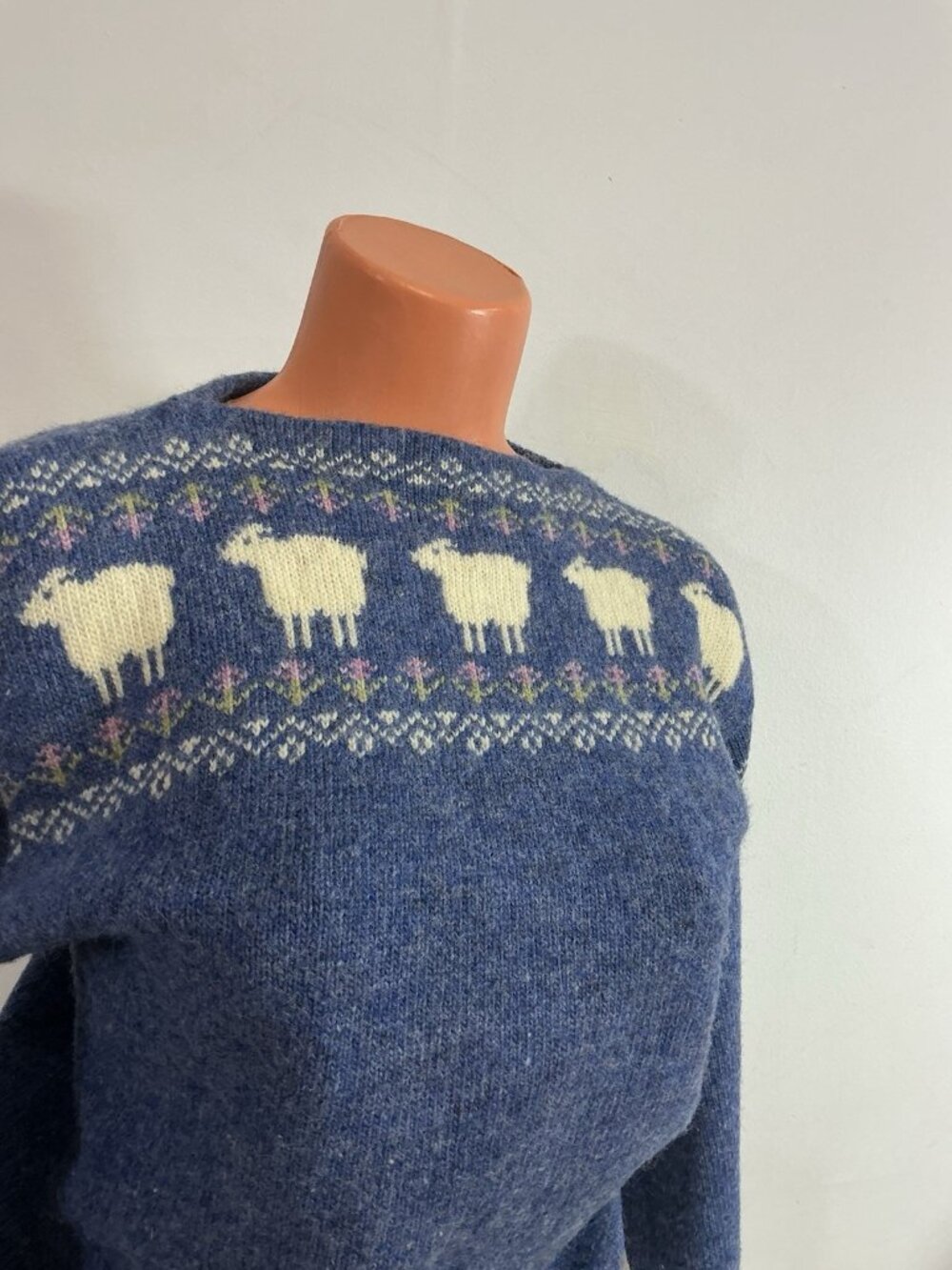 Vintage 80's Wool Sweater Black Sheep Made USA Womens Medium - Picture 5 of 6